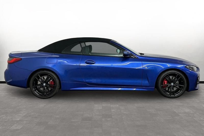 Usado BMW 420 M Sport 190 HP (139 kW) 2023 Azul Cabrios