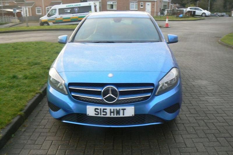 Used Mercedes A180 SE 2013 Blue Hatchback