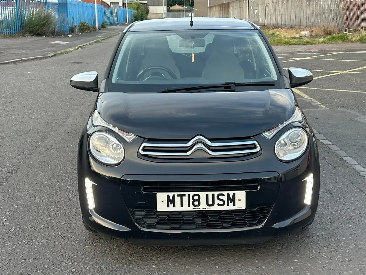 Used Citroën C1 Flair 68 HP (50 kW) 2018 Black Hatchback