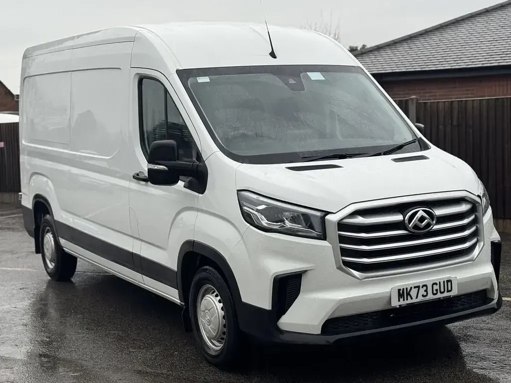 Używany Maxus V90 163 KM (119 kW) 2023 Biały Van