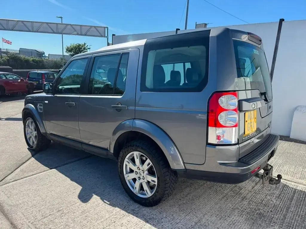 Used Land Rover Discovery 4 245 HP (180 kW) 2011 Grey SUV