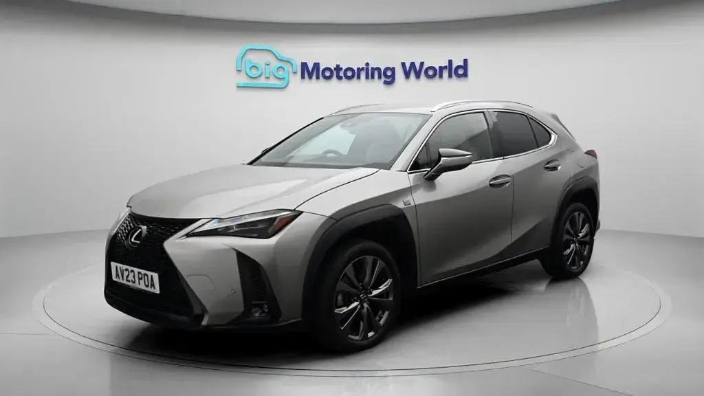 Used Lexus UX 250h Sport Design Packet 184 HP (135 kW) 2023 Silver SUV