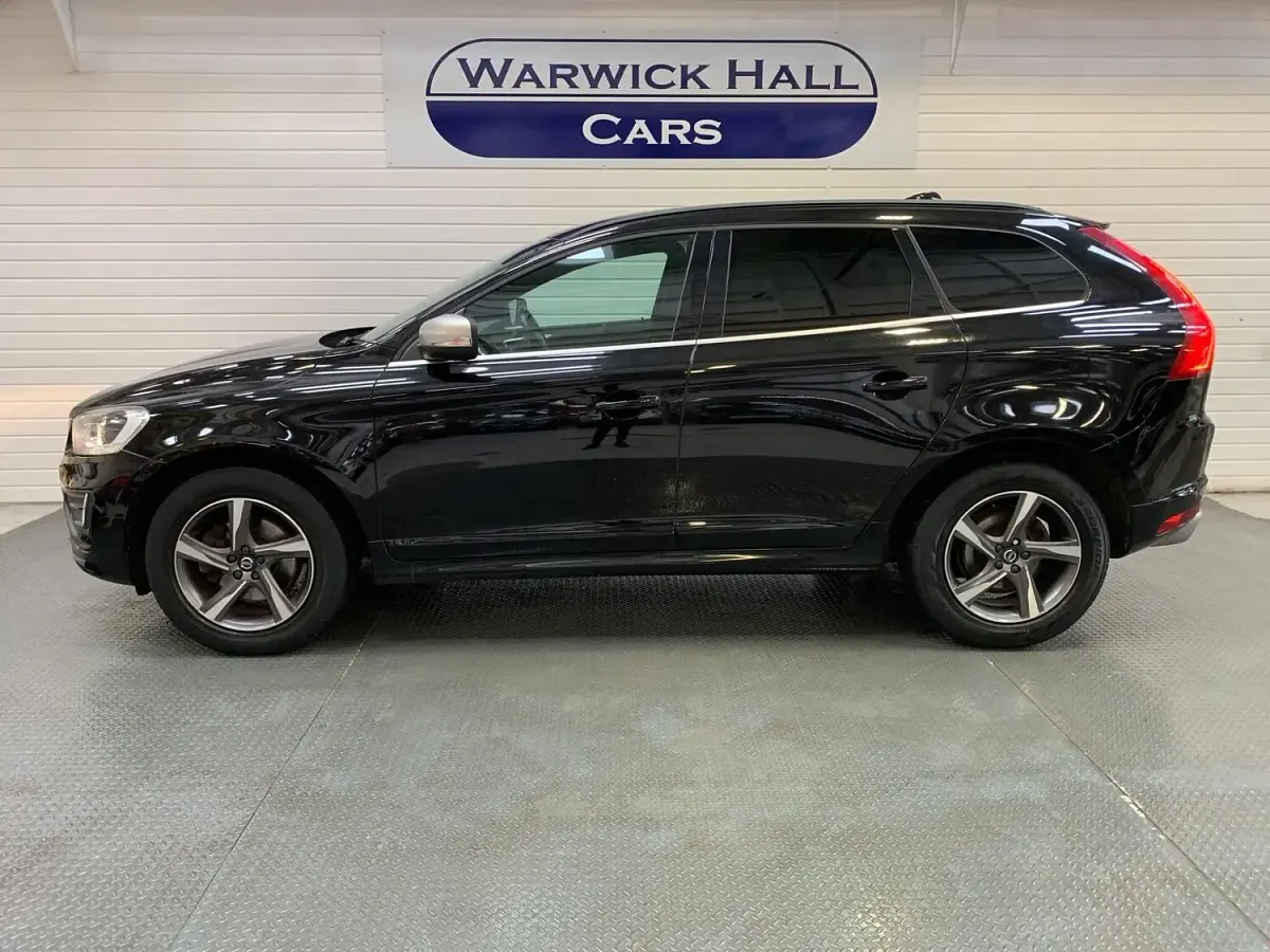 Used Volvo XC60 R-Design 2015 Black SUV