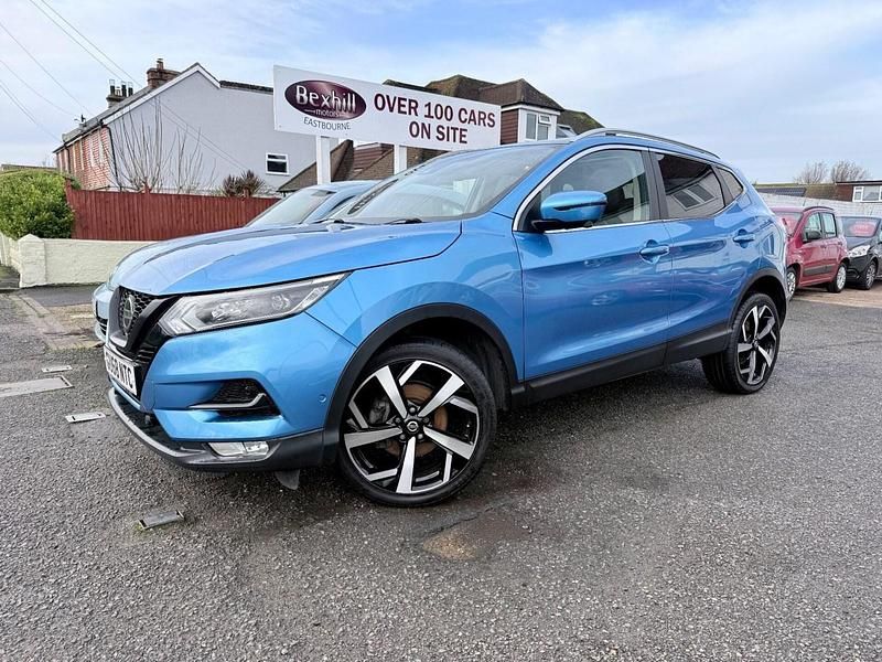 Blue Used 2018 Nissan Qashqai Tekna SUV | £11,999 (Expensive) - Image 1/4