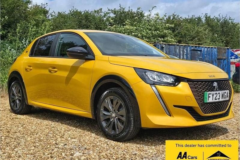 Used 2023 Peugeot e-208 Active+ Hatchback | £12,647 (Good price) - Image 1/1