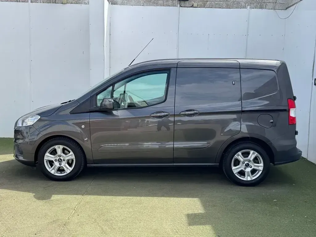 Used Ford Transit Limited 100 HP (73 kW) 2023 Grey Van