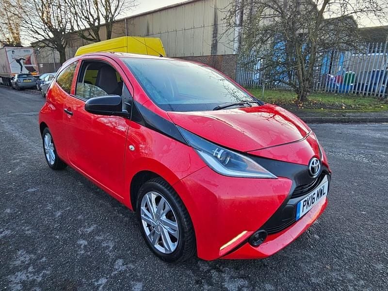 Red Used 2016 Toyota Aygo Hatchback | £1,995 - Image 1/4