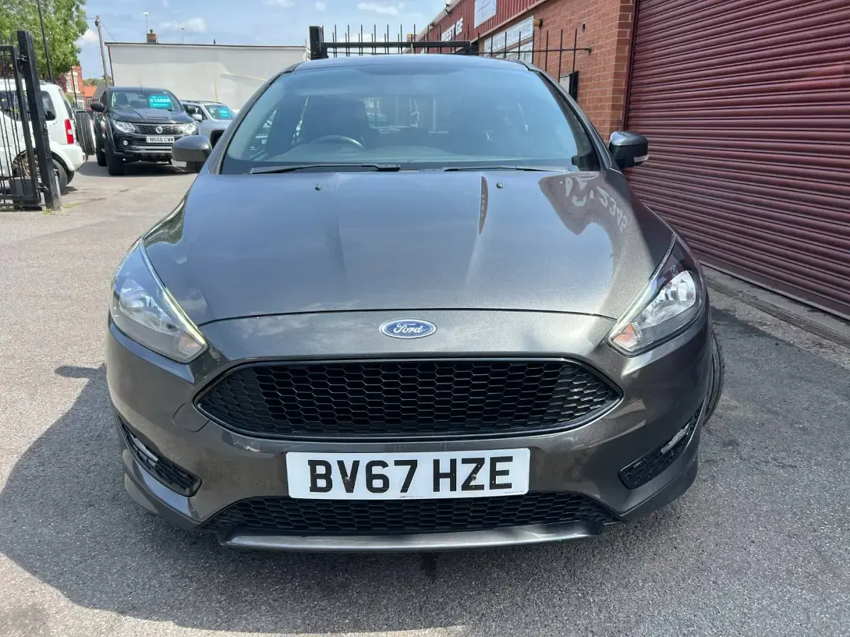 Used Ford Focus ST-Line 2017 Grey Hatchback