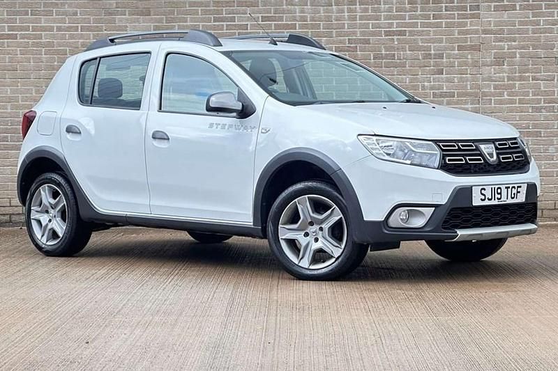 Used Dacia Sandero Essentiel 90 HP (66 kW) 2019