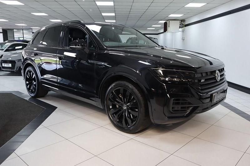 Black Used 2021 VW Touareg Black Edition SUV | £36,848 (Fair price) - Image 1/4