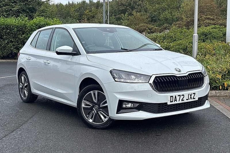 Moon white metallic Used 2022 Skoda Fabia SE L Hatchback | £15,695 (A bit pricey) - Image 1/4