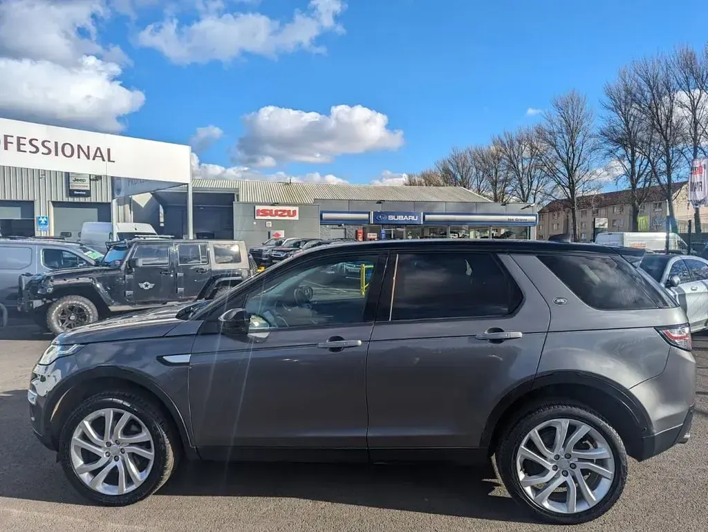 Used Land Rover Discovery 5 HSE Luxury 238 HP (175 kW) 2017 Grey SUV