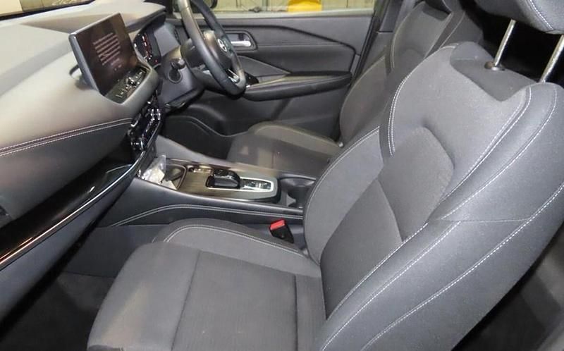 Used Nissan Qashqai N-Connecta 190 HP (139 kW) 2024 Grey SUV