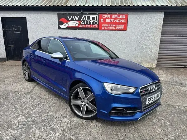 Used Audi A3 Advanced 300 HP (220 kW) 2015 Blue Sedan
