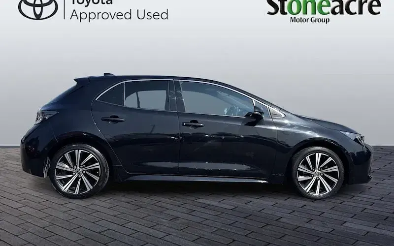 Used Toyota Corolla Design 140 HP (102 kW) 2026 Hatchback