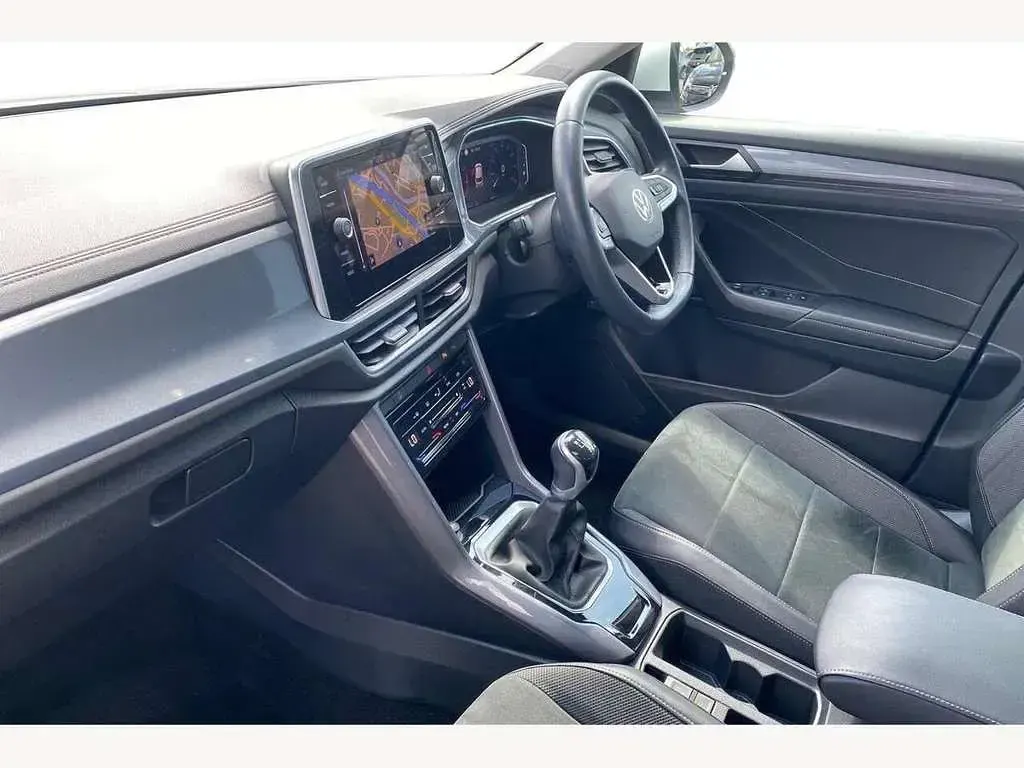 Used VW T-Roc Style 150 HP (110 kW) 2022 White SUV