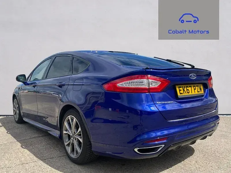 Used Ford Mondeo ST-Line 180 HP (132 kW) 2017 Blue Hatchback