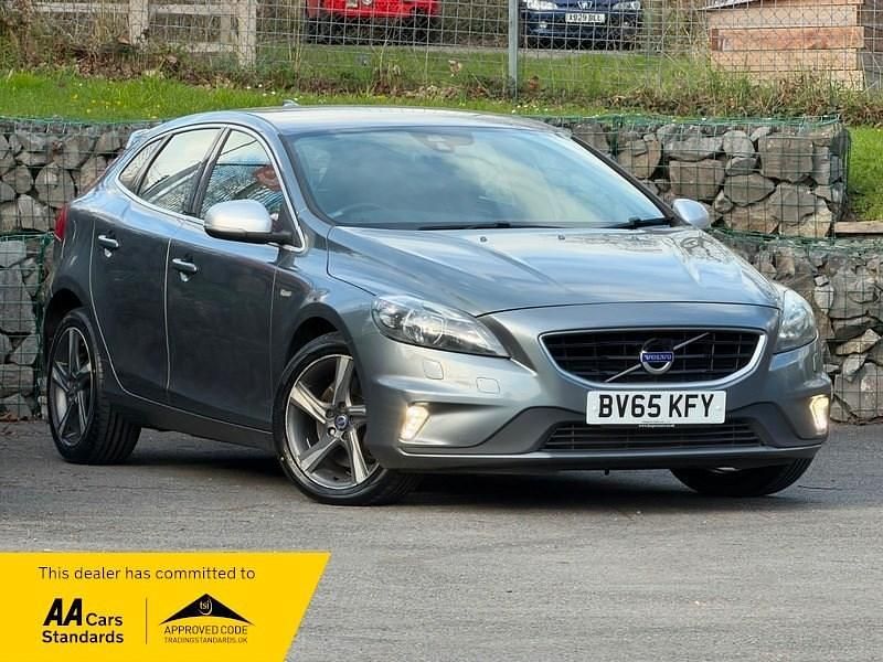 Used Volvo V40 R-Design 190 HP (139 kW) 2015 Osmium grey metallic Hatchback