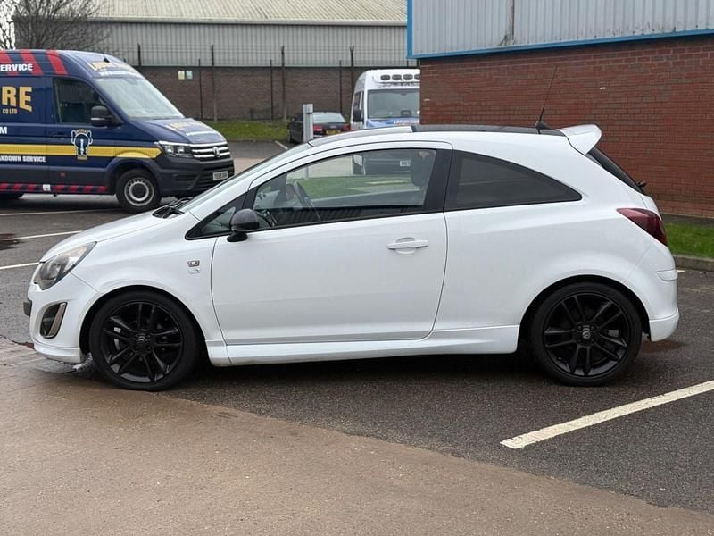 Used Vauxhall Corsa Edition 2014 White Hatchback