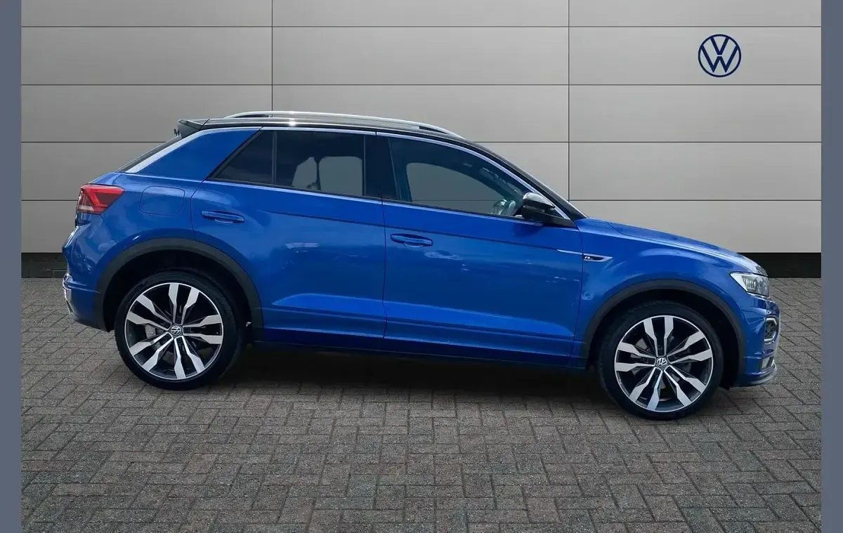Used VW T-Roc R-line 150 HP (110 kW) 2019 Blue SUV