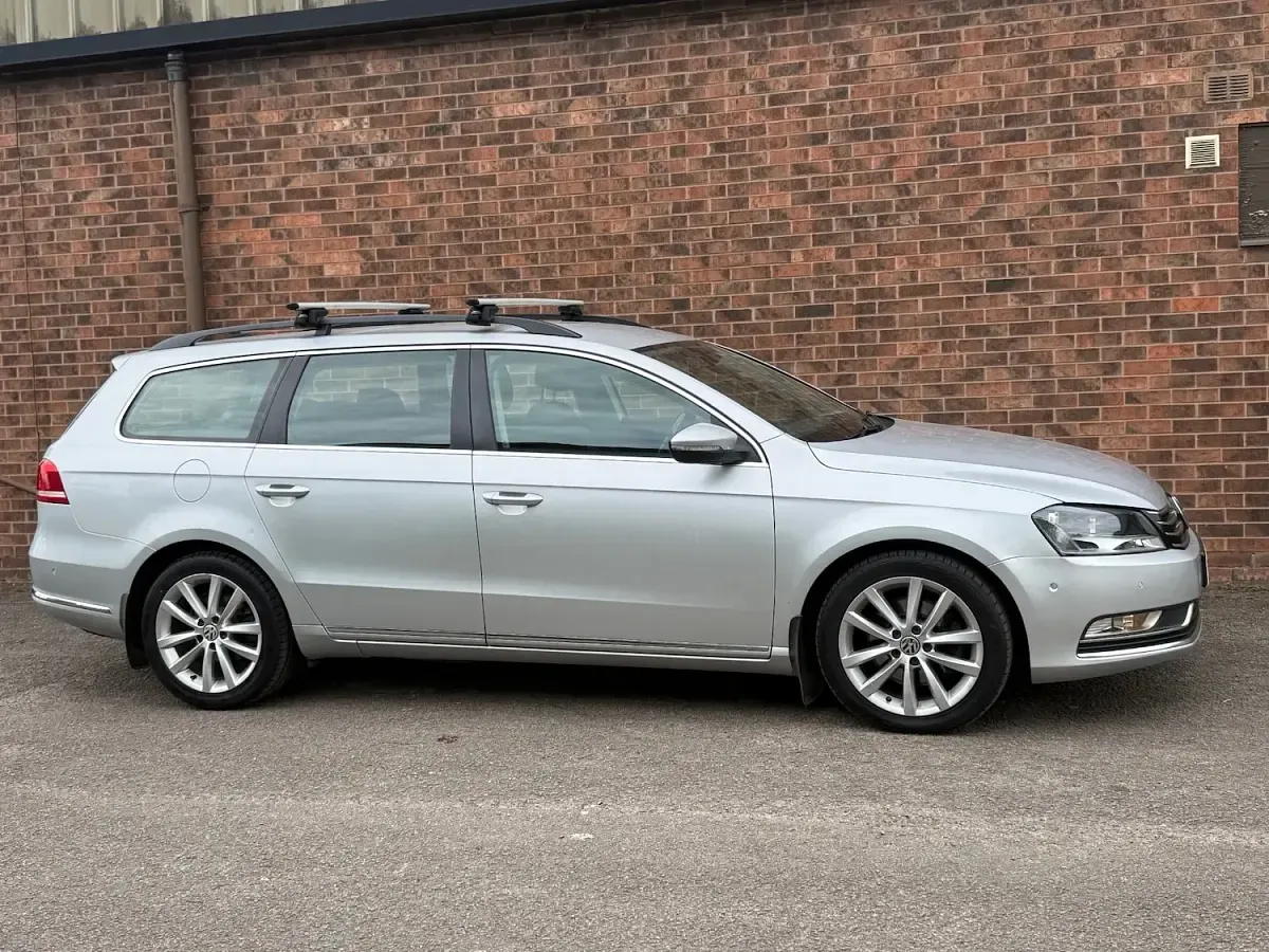 Used VW Passat Executive 138 HP (101 kW) 2014 Silver Estate