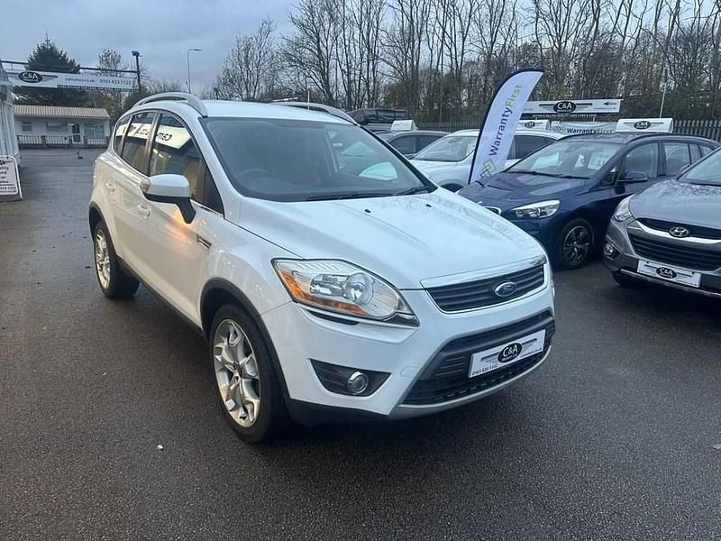 White Used 2014 Ford Kuga Zetec SUV | £5,995 (Super price) - Image 1/4