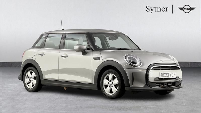Silver Used 2023 Mini Cooper Classic Hatchback | £17,750 (Good price) - Image 1/4