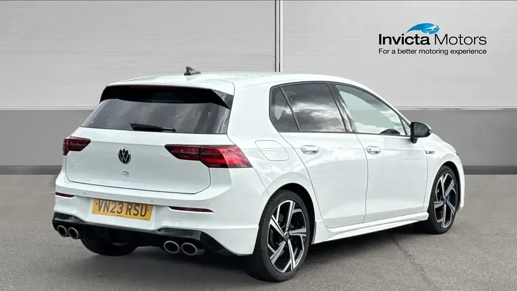 Used VW Golf VIII R 320 HP (235 kW) 2023 White Hatchback