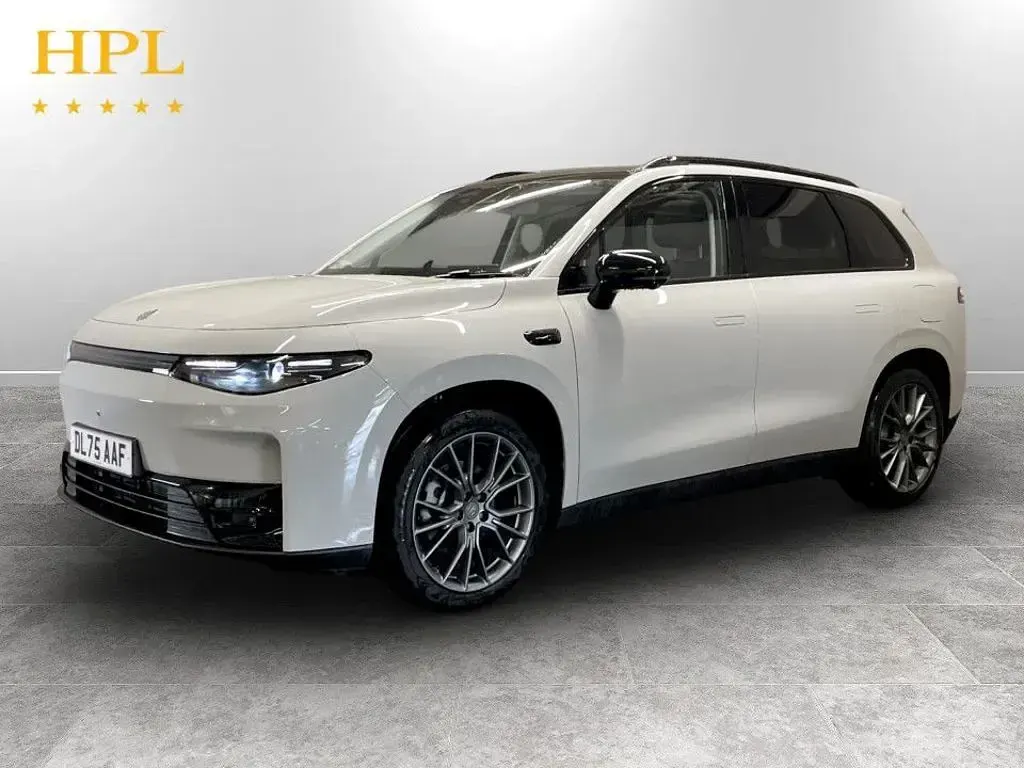 Used Leapmotor C10 160 kW (218 HP) 2025 Grey SUV