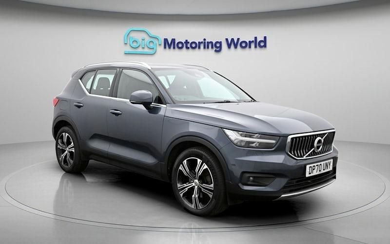 Used Volvo XC40 Inscription 197 HP (144 kW) 2021 Blue SUV