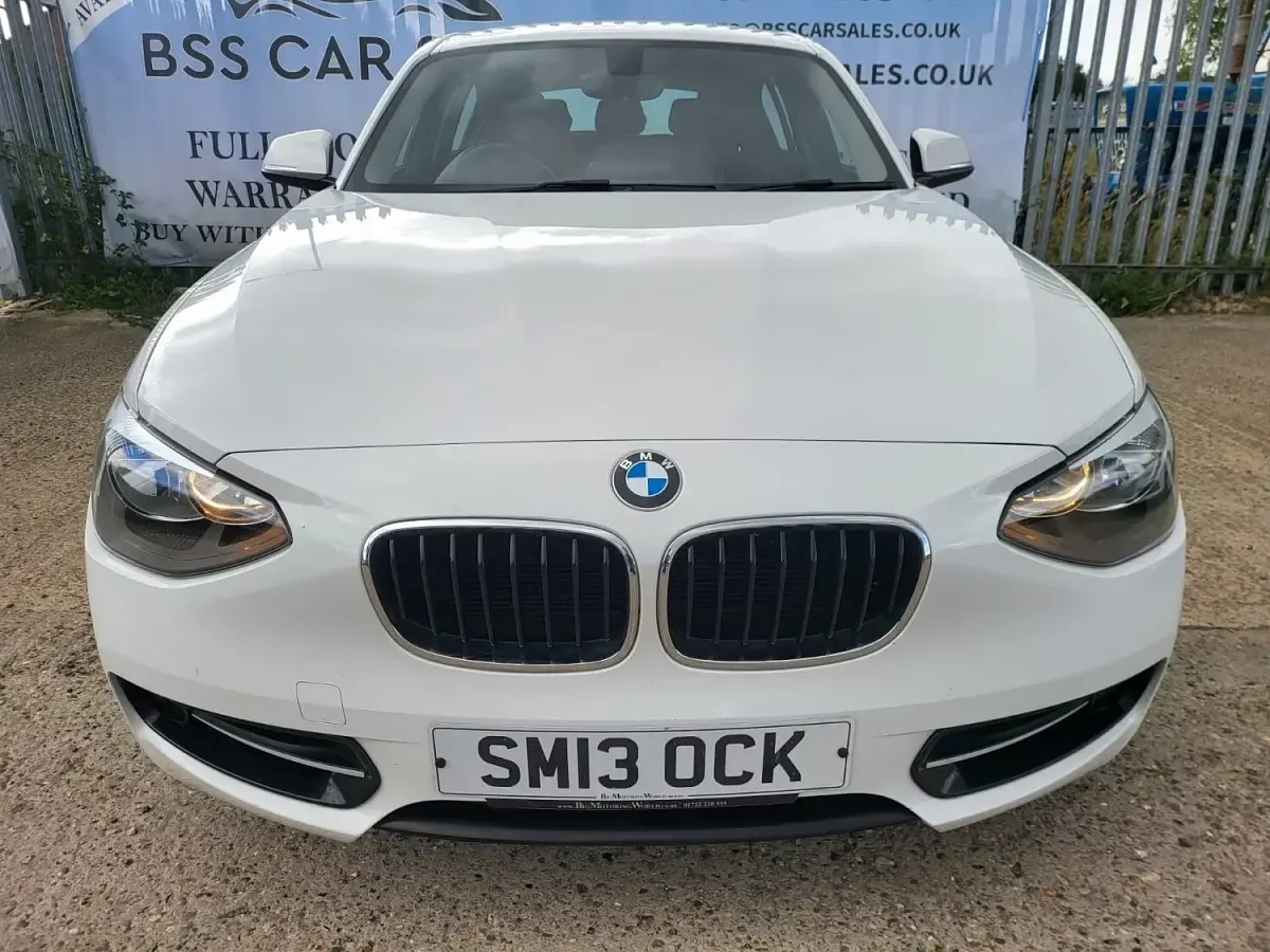 Used BMW 116 Sport Line 115 HP (84 kW) 2013 White Hatchback