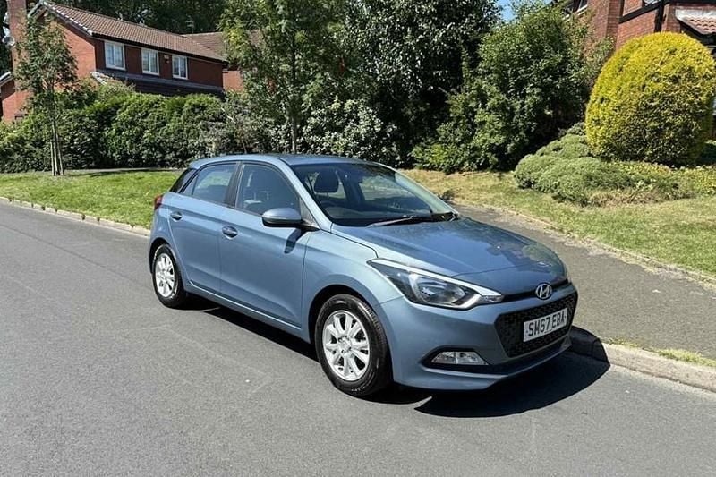 Blue Used 2017 Hyundai i20 SE Hatchback | £5,995 (Fair price) - Image 1/1