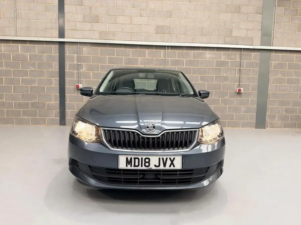 Used Skoda Fabia SE 95 HP (69 kW) 2018 Grey Hatchback