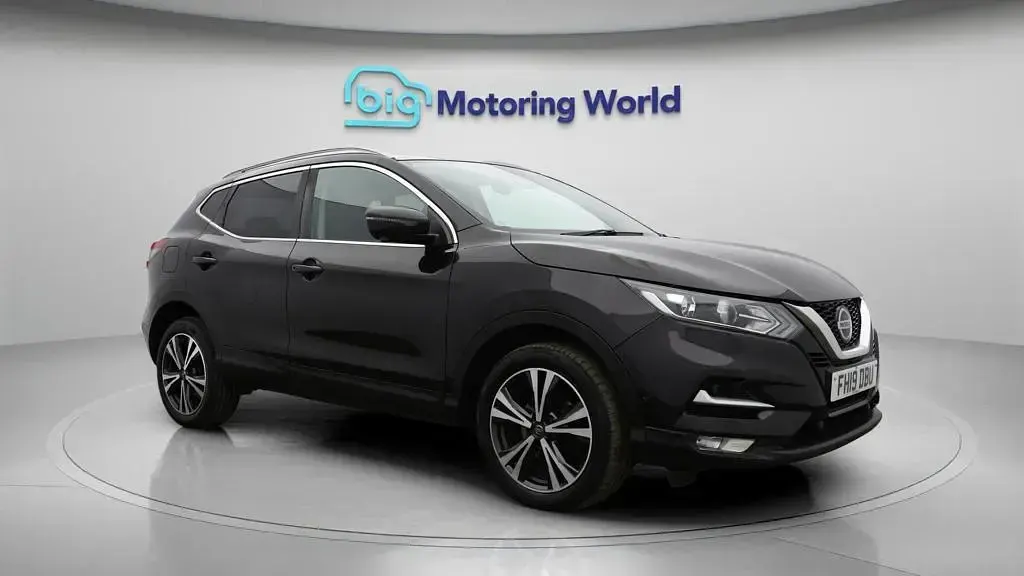 Used Nissan Qashqai N-Connecta 140 HP (102 kW) 2019 SUV