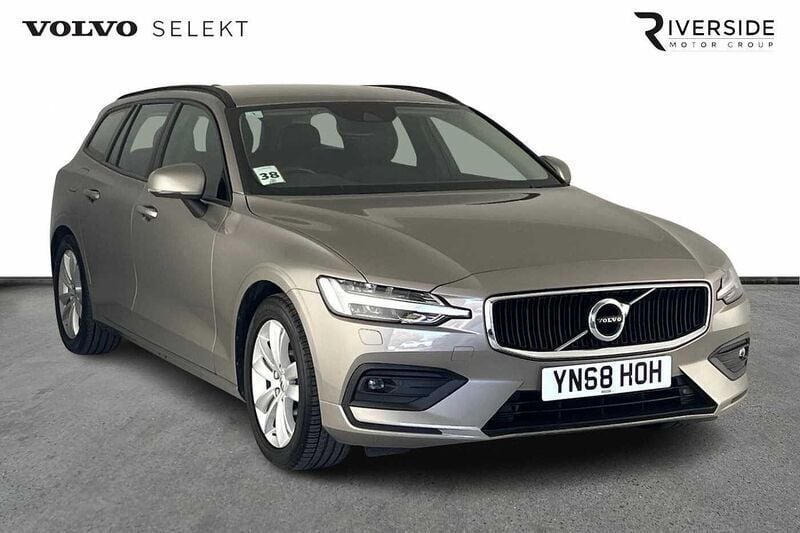 727 pebble grey Used 2018 Volvo V60 Momentum Estate | £22,990 (Fair price) - Image 1/4