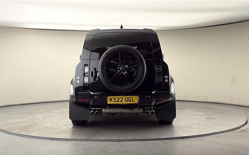 Używany Land Rover Defender 525 KM (386 kW) 2024 SUV