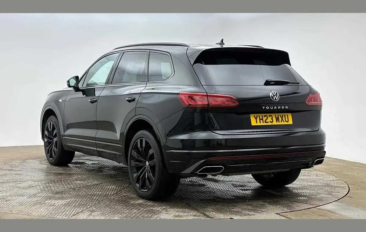 Used VW Touareg Black Edition 286 HP (210 kW) 2023 Black SUV