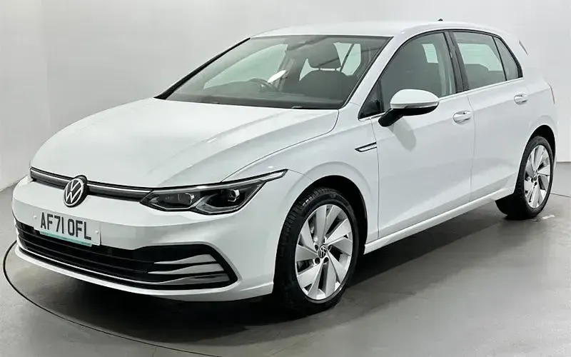 Used VW Golf VIII Style 131 HP (96 kW) 2024 Hatchback
