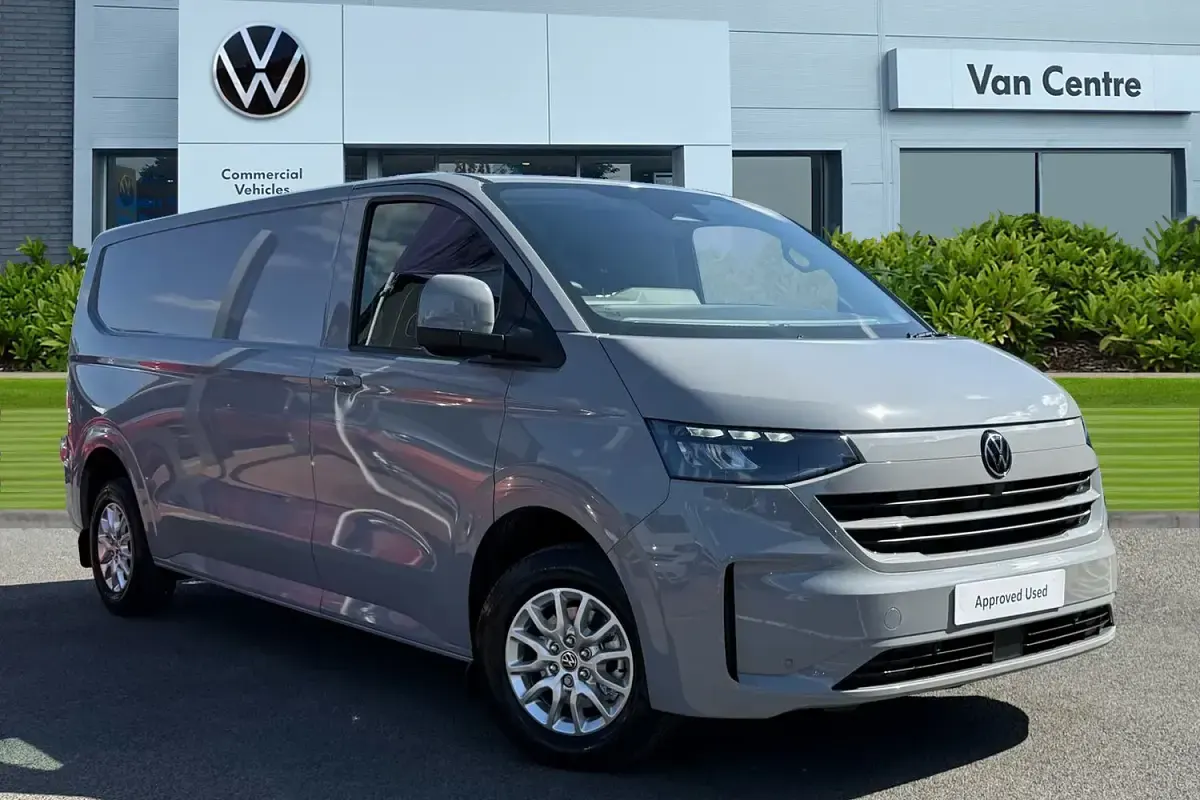 Novo VW Transporter Pro 150 HP (110 kW) 2026 Cinzento Van