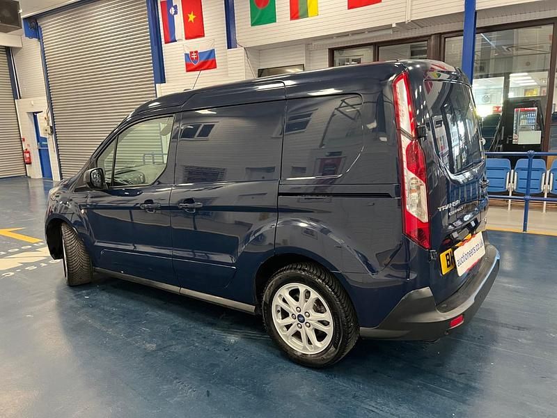 Usado Ford Transit Connect Limited 120 HP (88 kW) 2019 Azul Monovolume