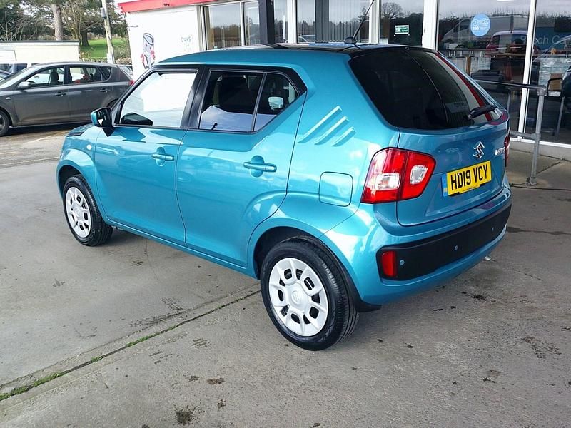 Usado Suzuki Ignis SZ3 90 HP (66 kW) 2019 Branco SUV