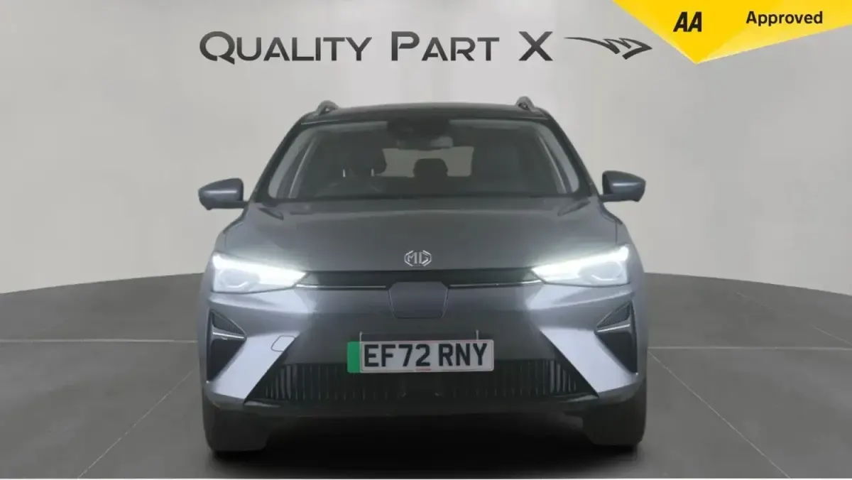 Usado MG MG5 EV Trophy 114 kW (156 HP) 2023 Cinzento Carrinha