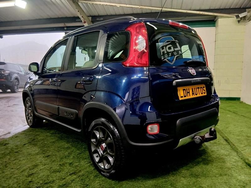 Used Fiat Panda 4x4 75 HP (55 kW) 2014 Blue Hatchback
