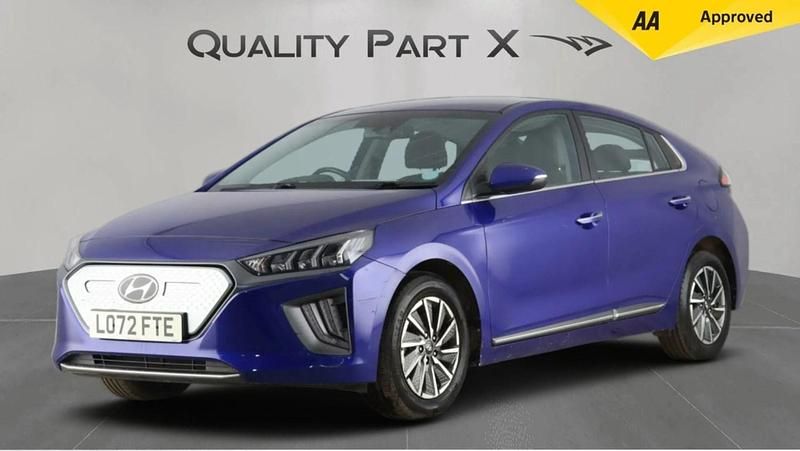 Used Hyundai Ioniq Premium 100 kW (136 HP) 2023 Blue Hatchback