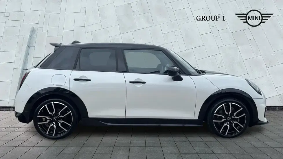 Used Mini Cooper S Hatch 201 HP (147 kW) 2025 White Hatchback