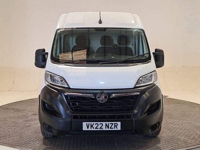 Used Vauxhall Movano Edition 140 HP (102 kW) 2022 White
