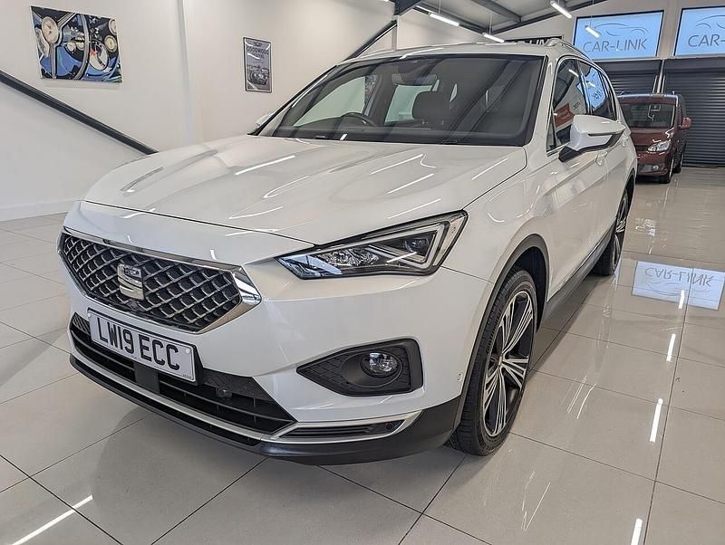 White Used 2019 Seat Tarraco 4Drive SUV | £19,995 (Fair price) - Image 1/4