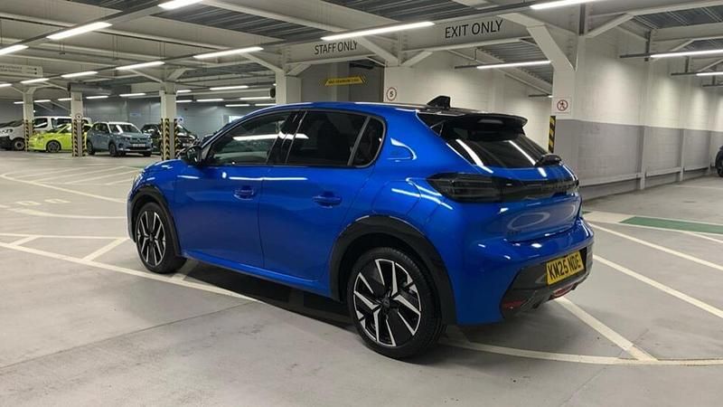 Used Peugeot 208 GT 99 HP (72 kW) 2025 Blue Hatchback