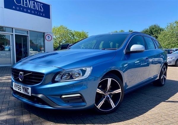 Blue Used 2016 Volvo V60 R-Design Estate | £12,790 (A bit pricey) - Image 1/1