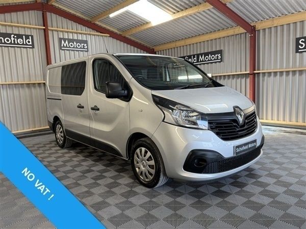 Silver Used 2017 Renault Trafic Business Van | £12,990 (Expensive) - Image 1/1